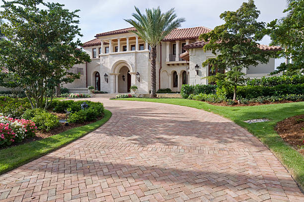 Best Local Driveway Pavers  in Loma Ri, CA