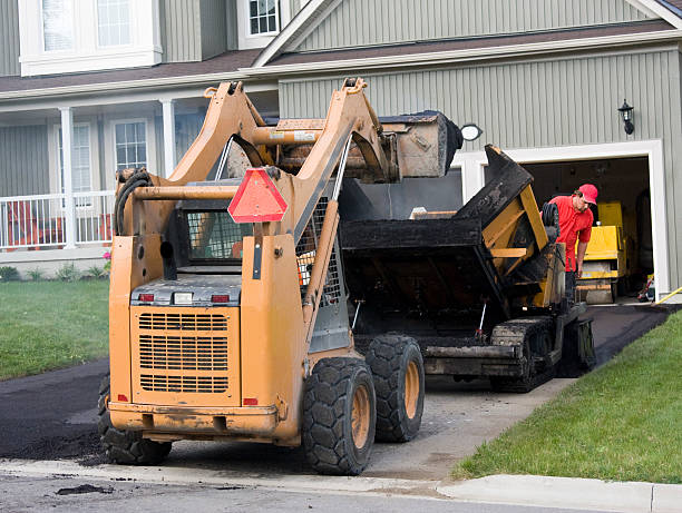 Best Professional Driveway Pavers  in Loma Ri, CA